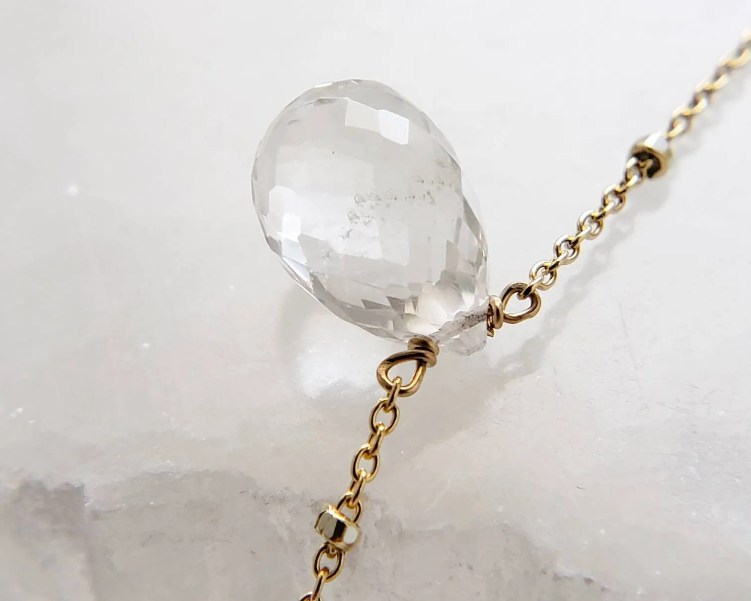 Elegant Teardrop Necklace