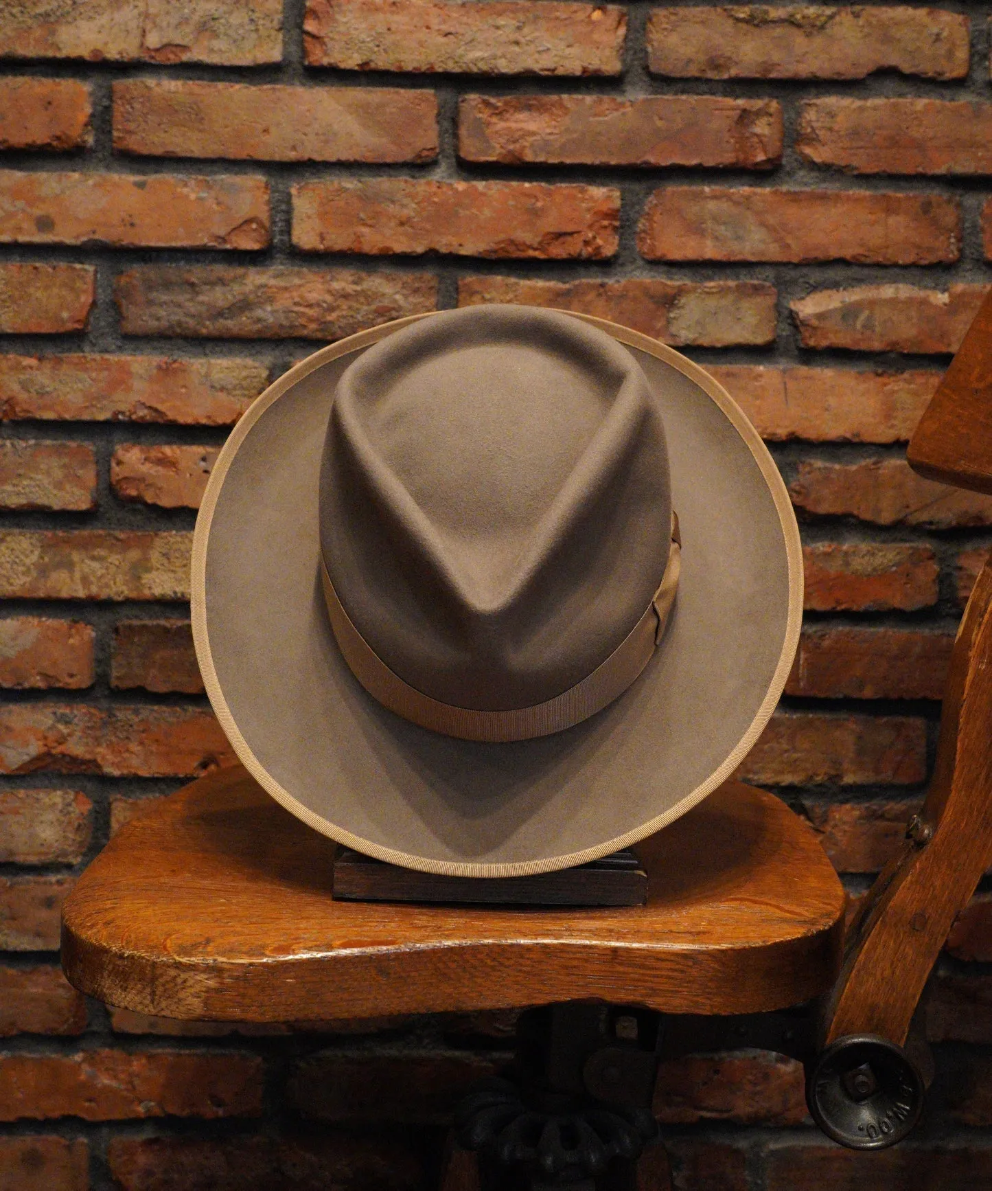 Elysian Elegance Felt Fedora Hat in Grey