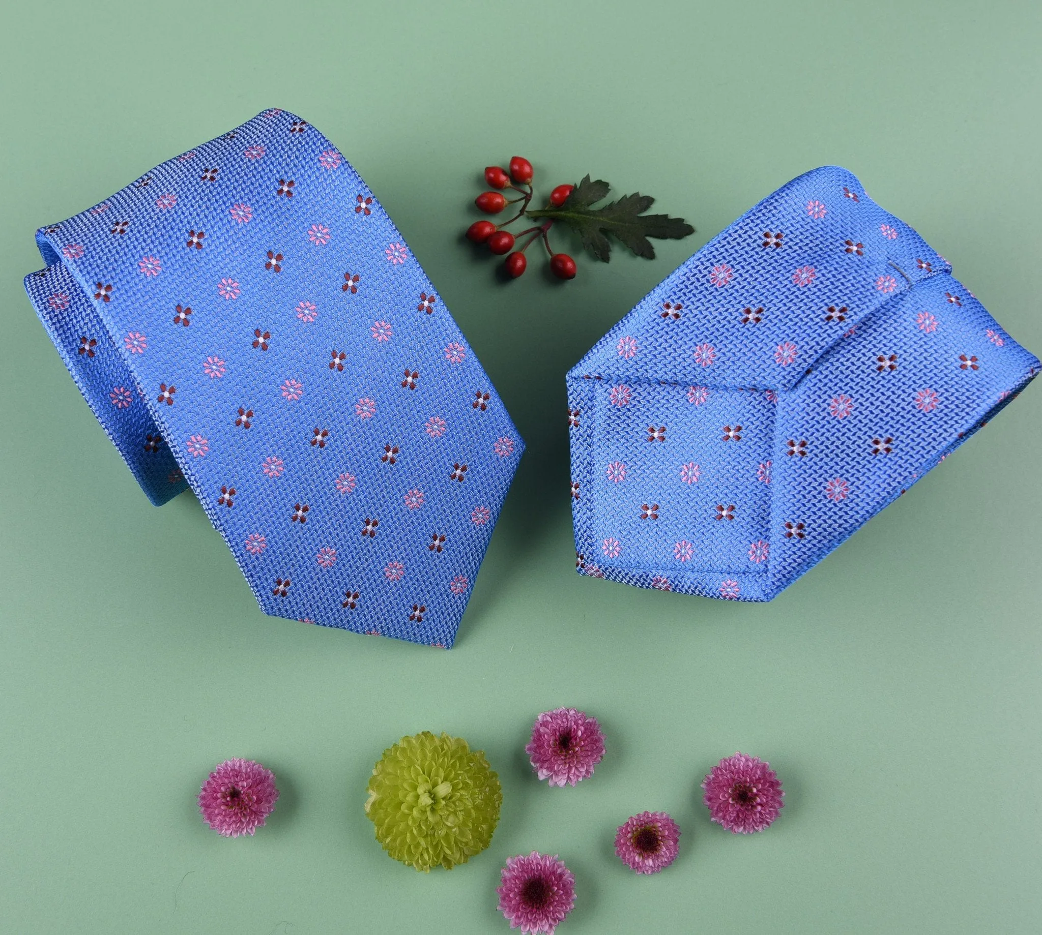 Pink & Maroon Floral Blue Neat Geometric Modern Tie 3"