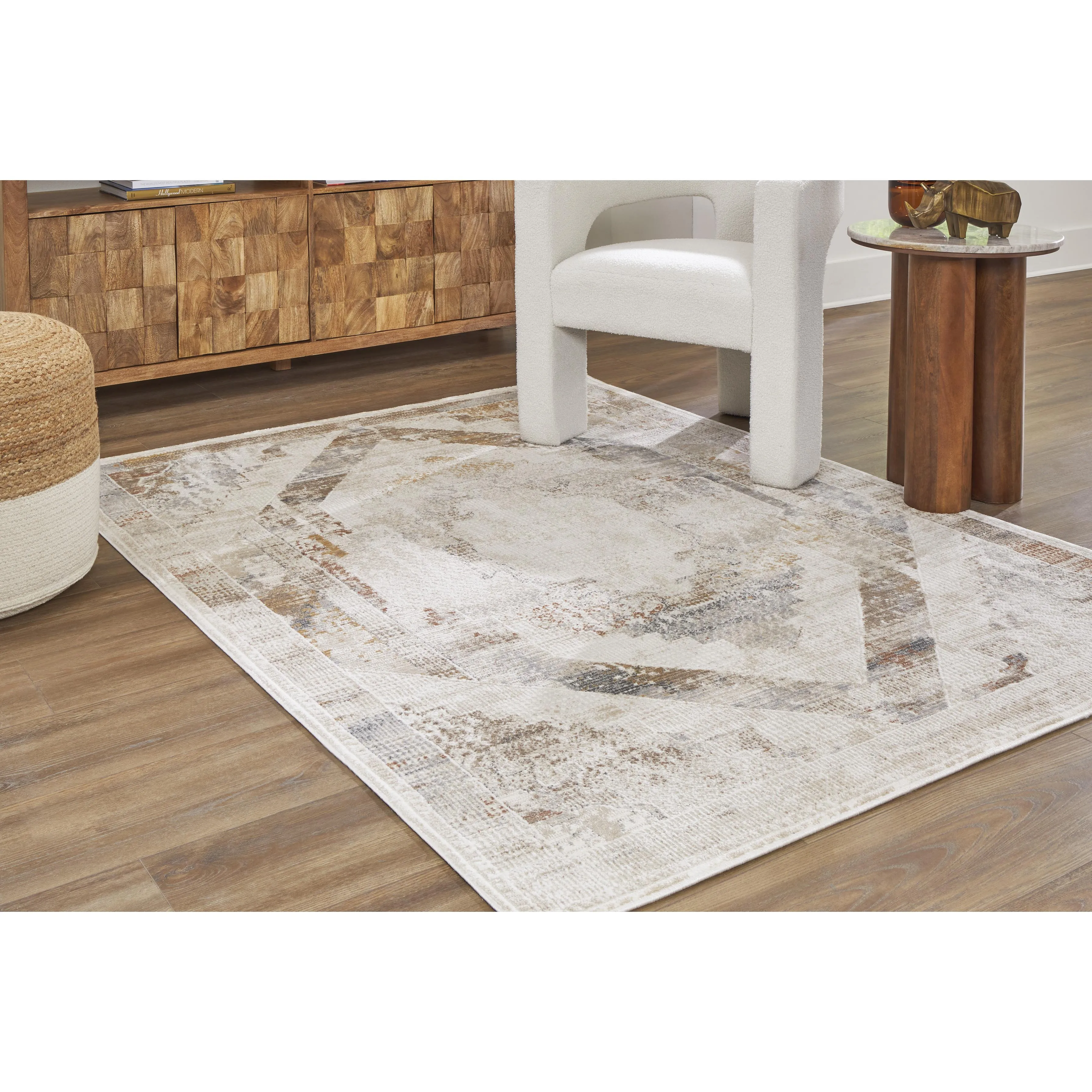 Signature Design by Ashley Varnwood R407032 Medium Rug