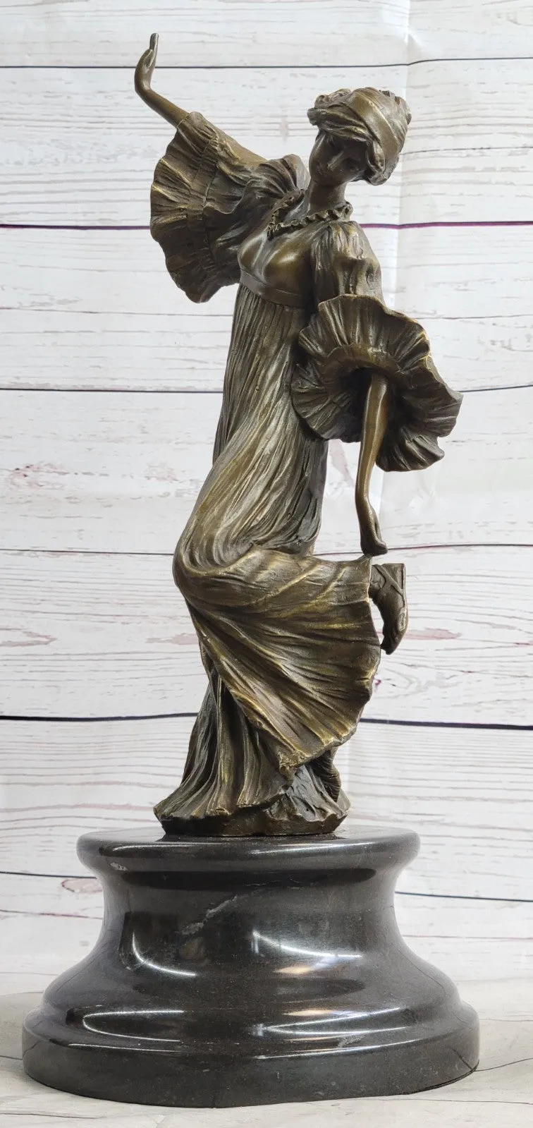 Statue Sculpture Victory Woman Art Deco Style Art Nouveau Style Solid bronze Gift